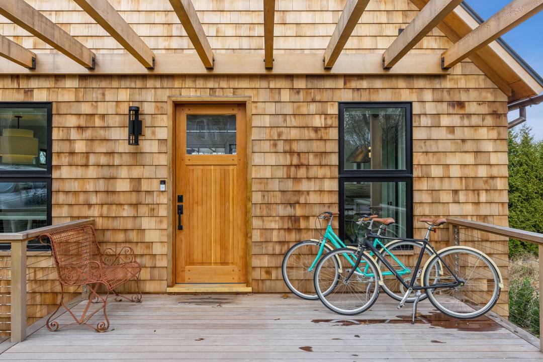 Newly Built Sag harbor Beauty!