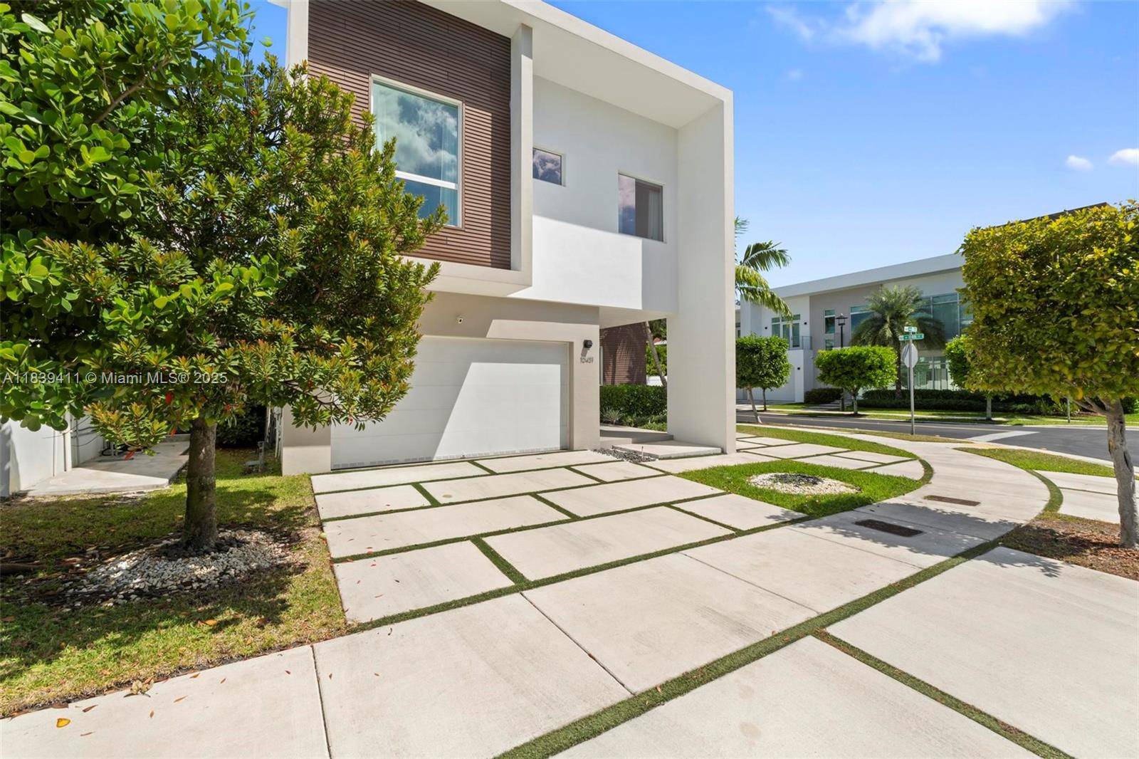 Don t miss this exceptional opportunity to own a breathtaking 5 bedroom, 4.