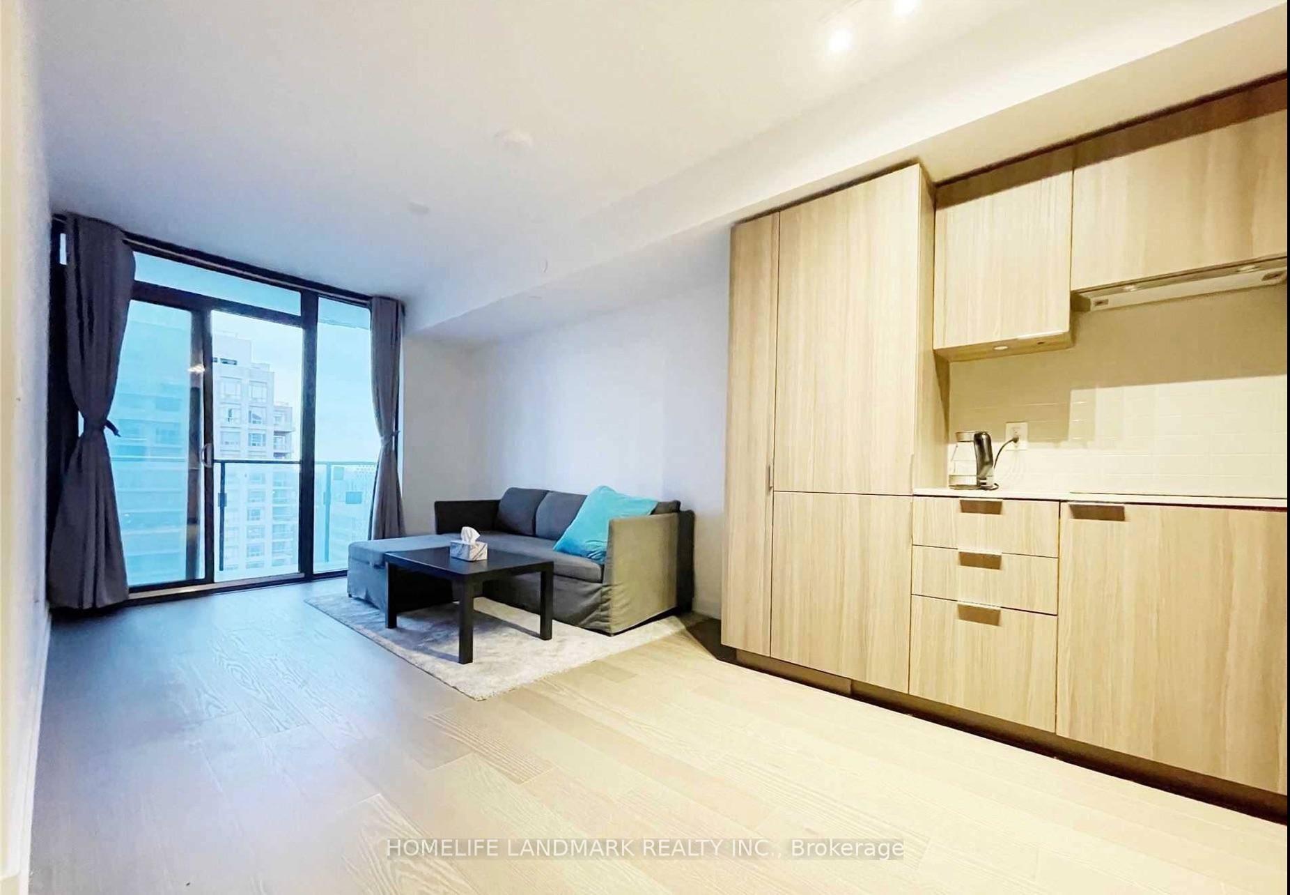Beautiful, Stunning amp ; Quiet One Bedroom Plus Den Condo Located In One Of The Top Neighbourhoods In Downtown Toronto, Den Can Be Used As Second Bedroom.