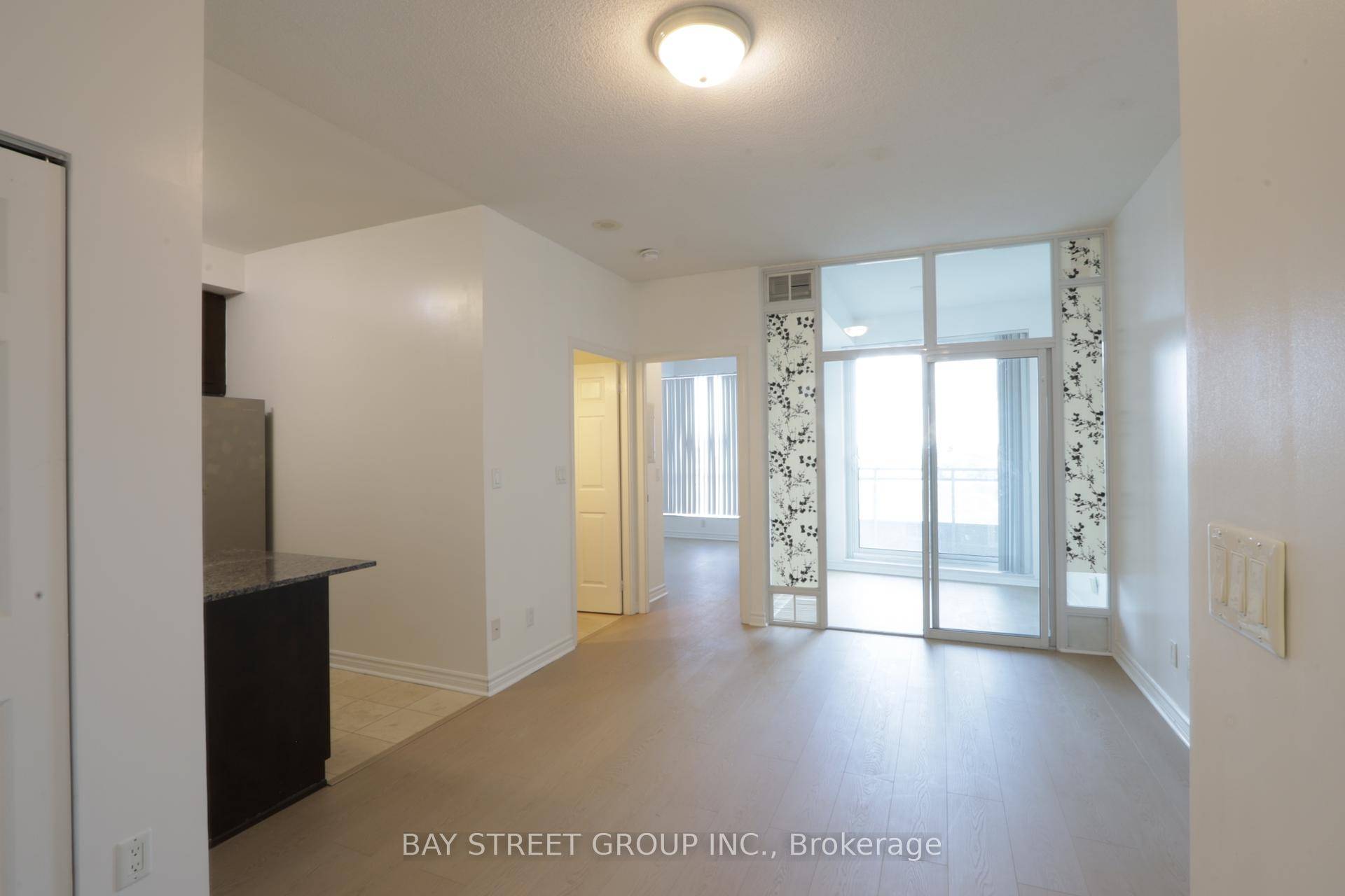 Prime Location Featuring 1 1 Bedroom Luxury Condo With 9 Foot Ceilings And Large Balcony With Panoramic Unobstructed East Sunrise Views, Kitchen Has Stainless Steel Appliances,, Den Can Be Used ...