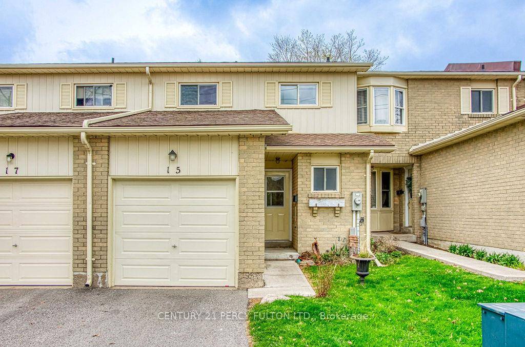 Beautifully updated home in desirable Pinecrest north Oshawa.