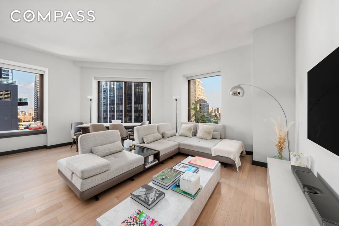 Introducing a corner unit with stunning river views at 75 Wall Street 22O !
