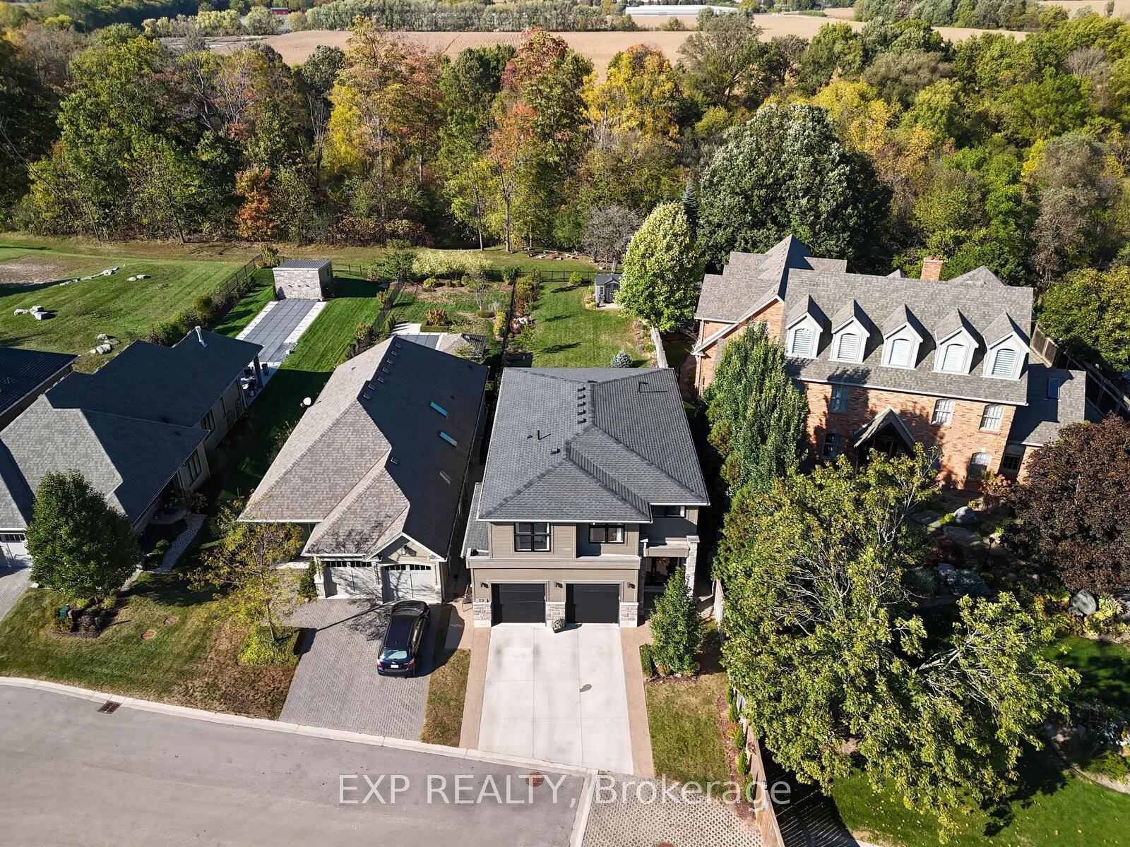 Situated on a beautifully landscaped lot backing onto a scenic ravine with the Thames River below, this stunning lot measures approx 42ft wide and 180ft plus deep, offering a rare ...