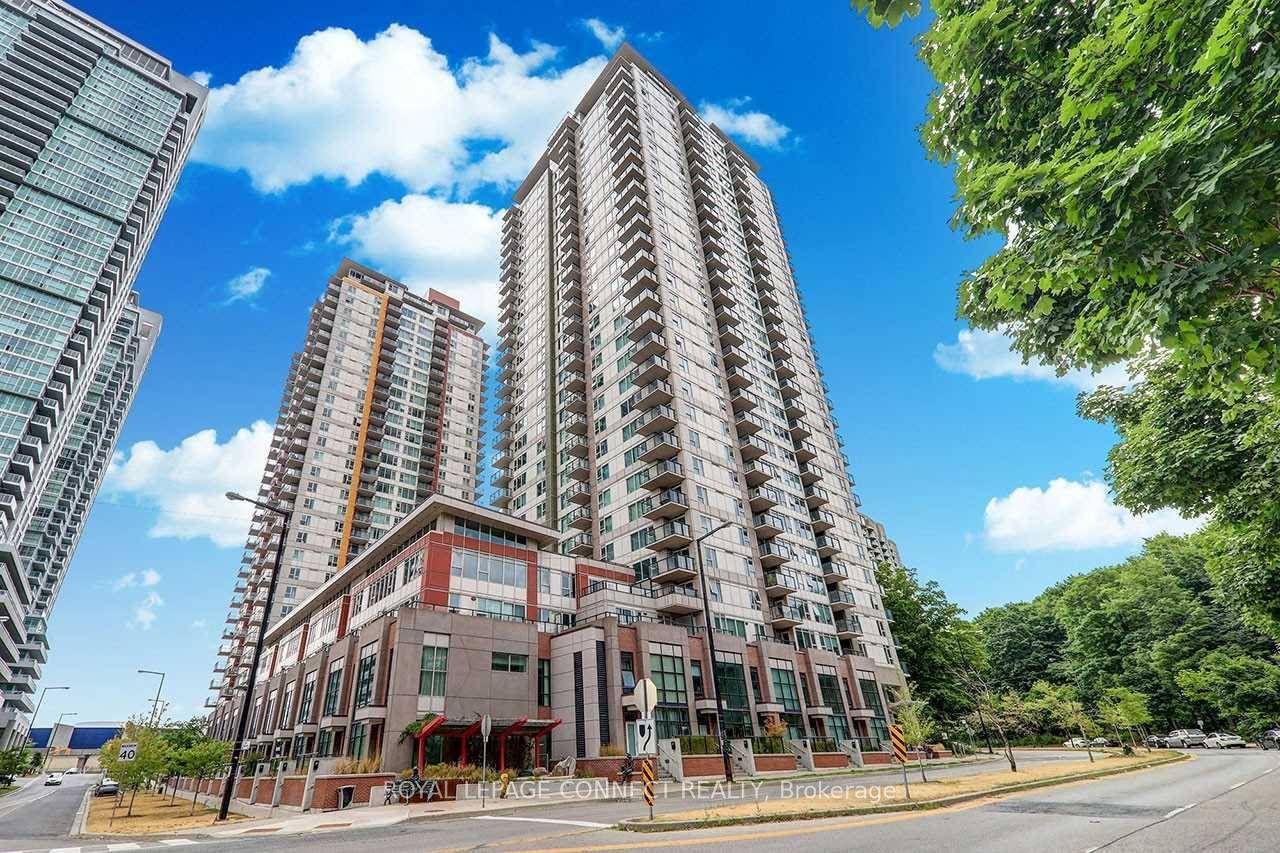 Scarborough Town Centre, Large Penthouse Corner Unit W Breathtaking View.