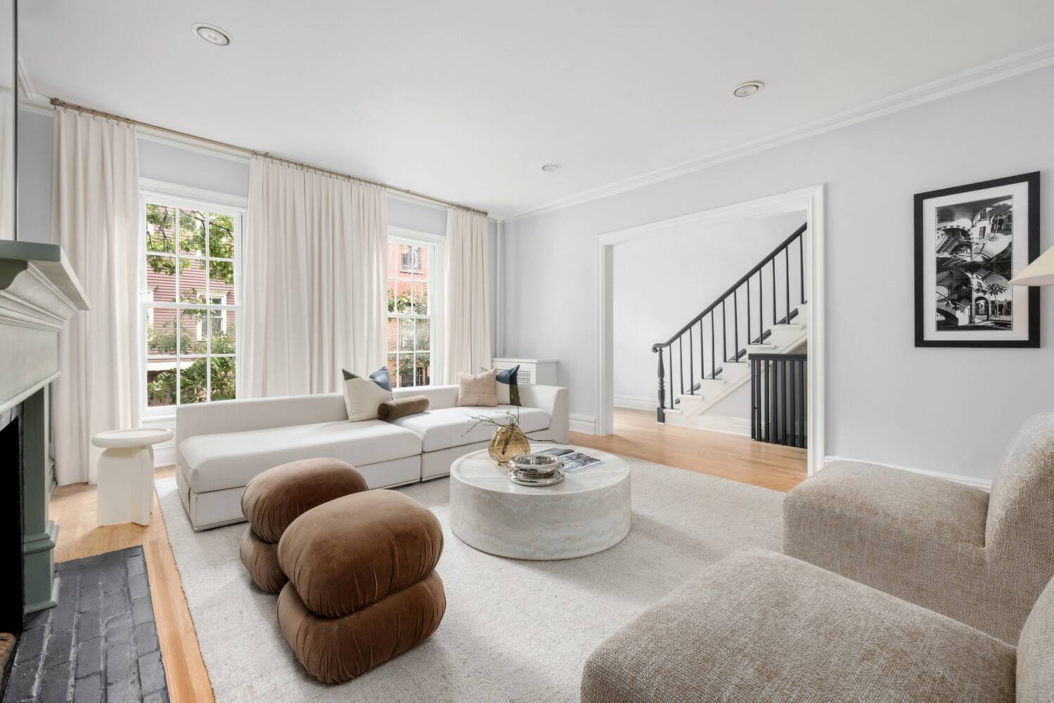 22 Foot Wide Single Family Townhouse in Historic Brooklyn Heights Once part of the Middagh family farm in North Brooklyn Heights, this early 1800s Federal style clapboard townhouse stands as ...