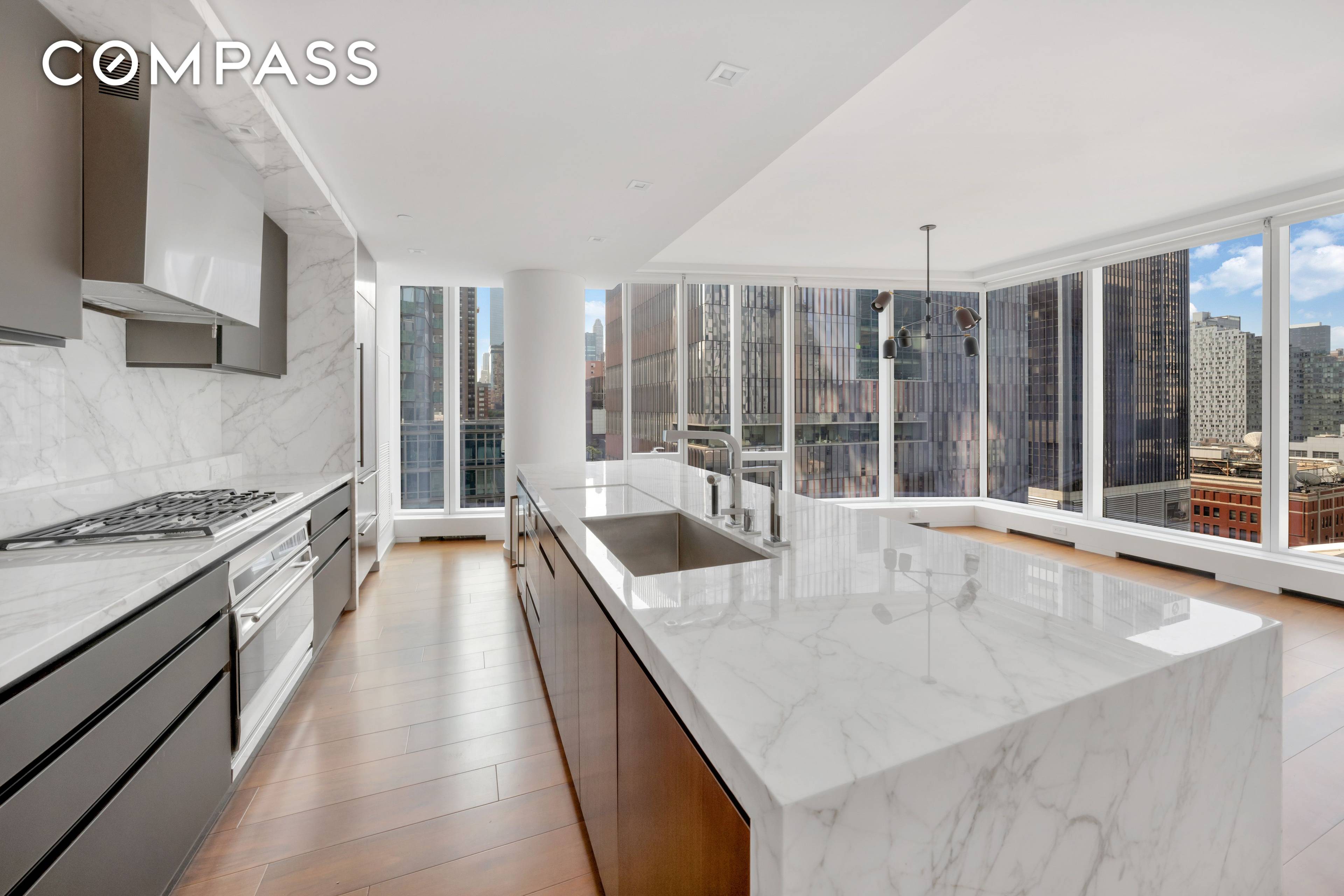 Welcome to luxury living at its finest in the heart of Manhattan.