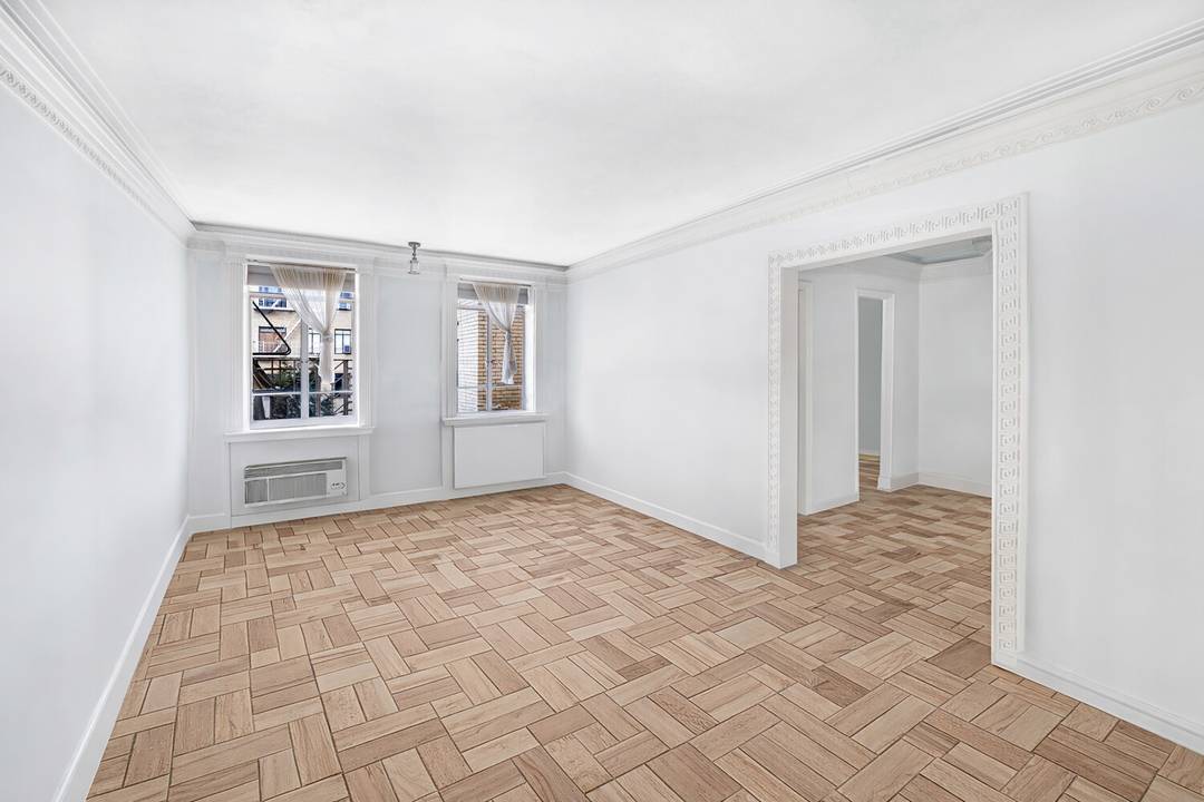 Chelsea Gardens is a Serene Oasis in the heart of New York's prized Chelsea neighborhood.