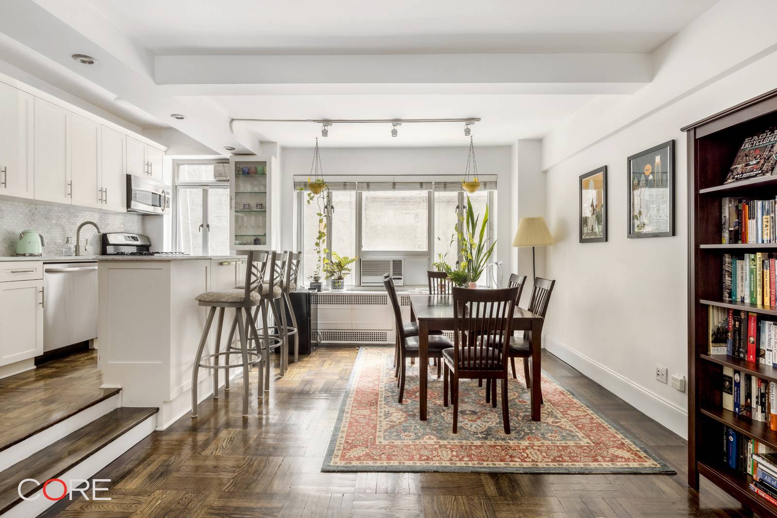 If you like to cook and entertain, this is the apartment for you.