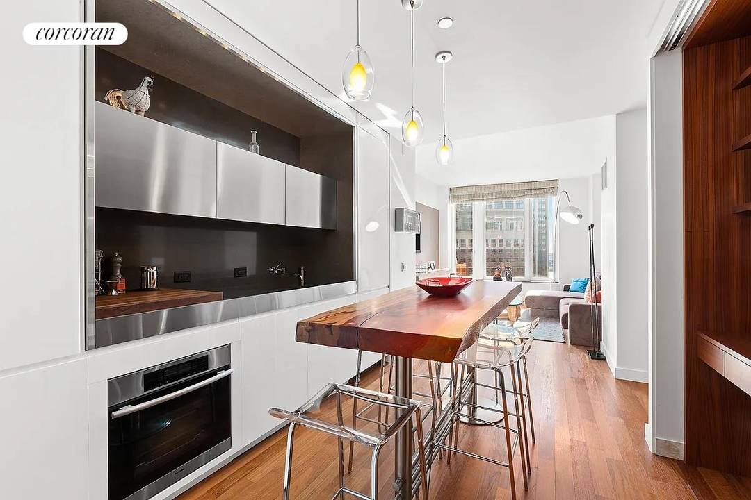 Introducing a remarkable 1 bedroom, 1 bathroom condo in the heart of Manhattan, NY, at 15 William St.