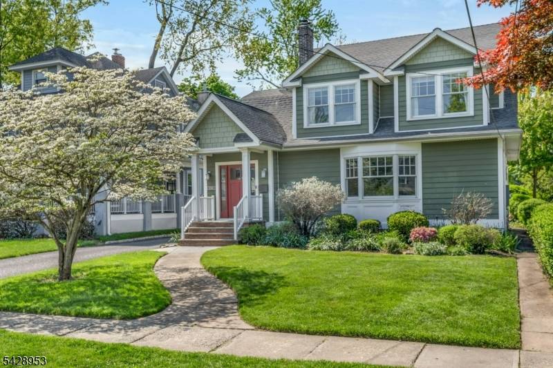 Thoughtfully updated and designed for both everyday living and entertaining, this four bedroom Craftsman Colonial offers space, style and exceptional functionality.