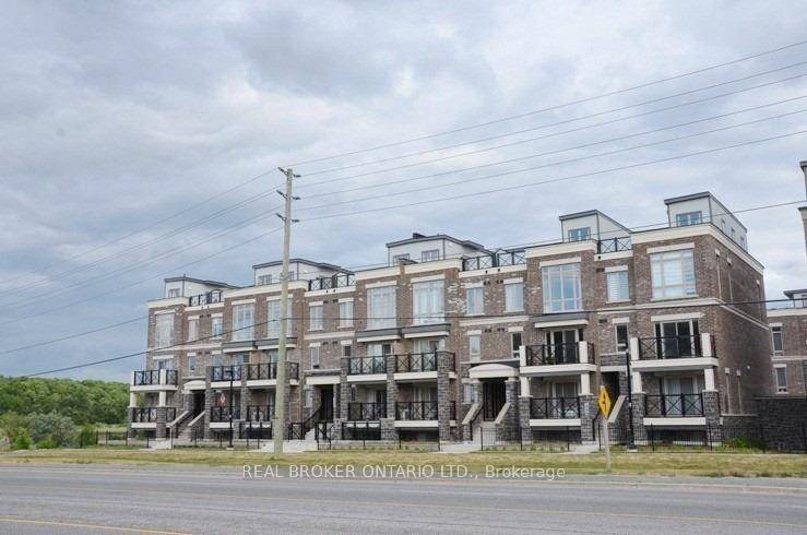 Welcome To Grand Cornell Rare Builder Model Suite 2 Bedroom Stacked Townhouse Approx.