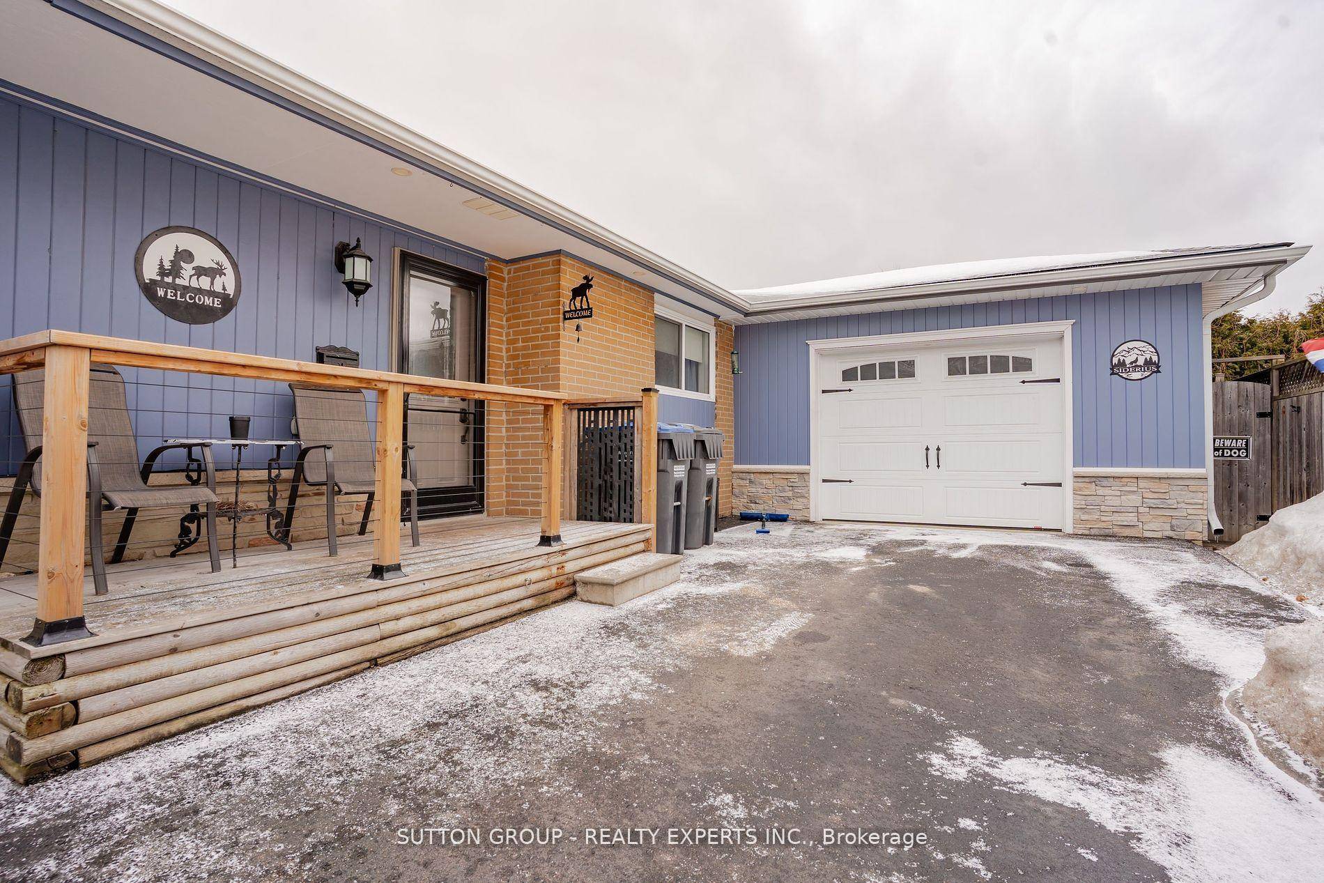 Welcome to this beautiful, well maintained 3 1 Bedroom Detached Bungalow with 2 full washrooms in the high demand area, Boasting a combined living amp ; dining and family size ...