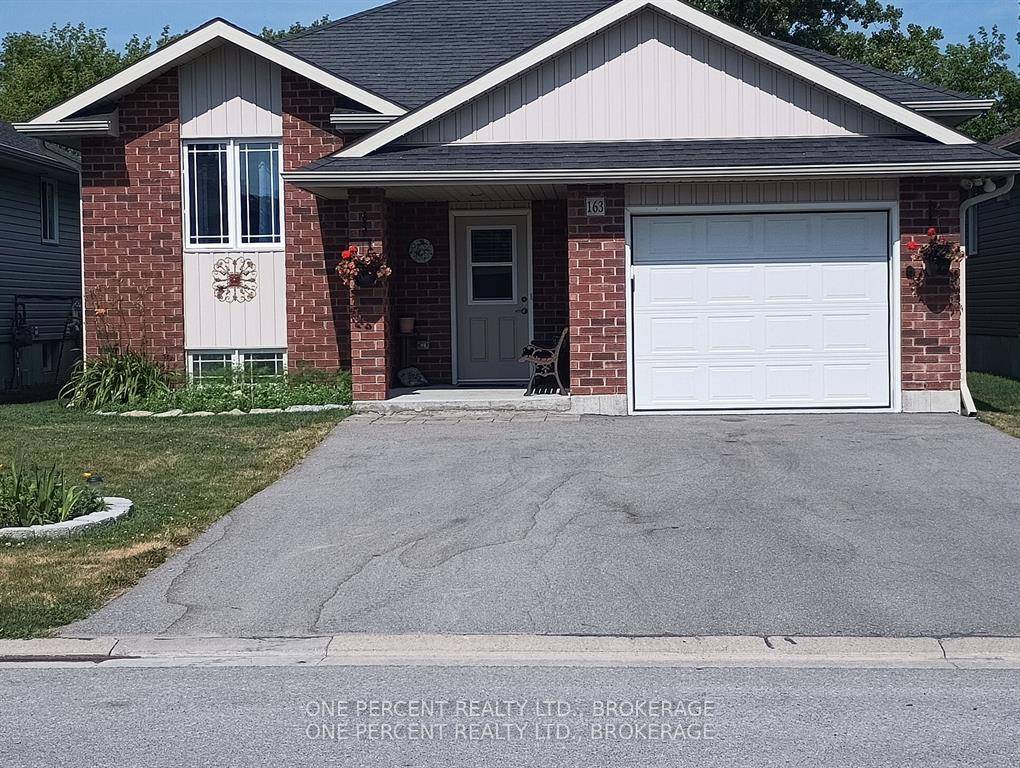 Wow, this is the perfect place to call home.