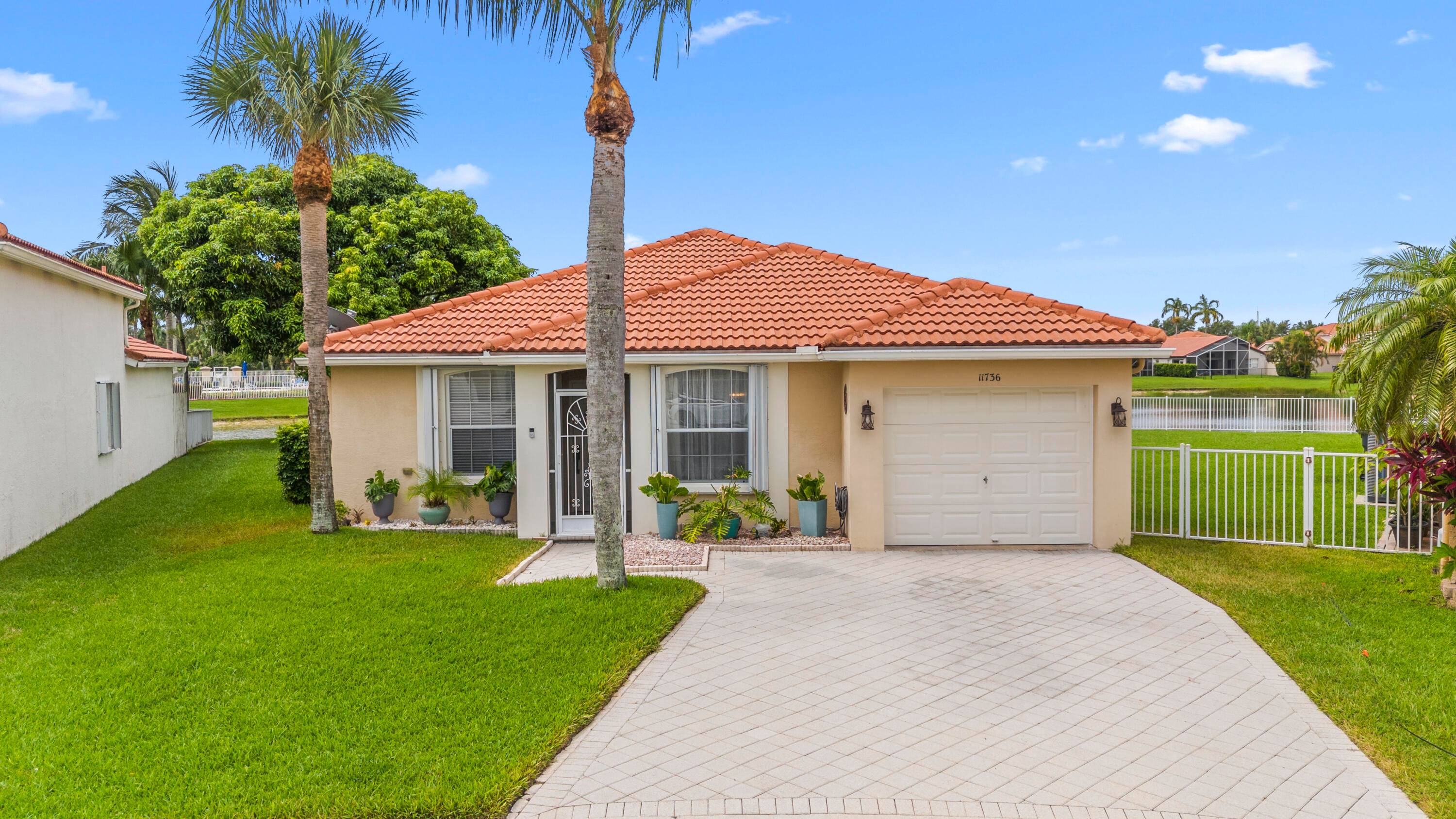 NEW PRICE ! EXCEPTIONAL VALUE !