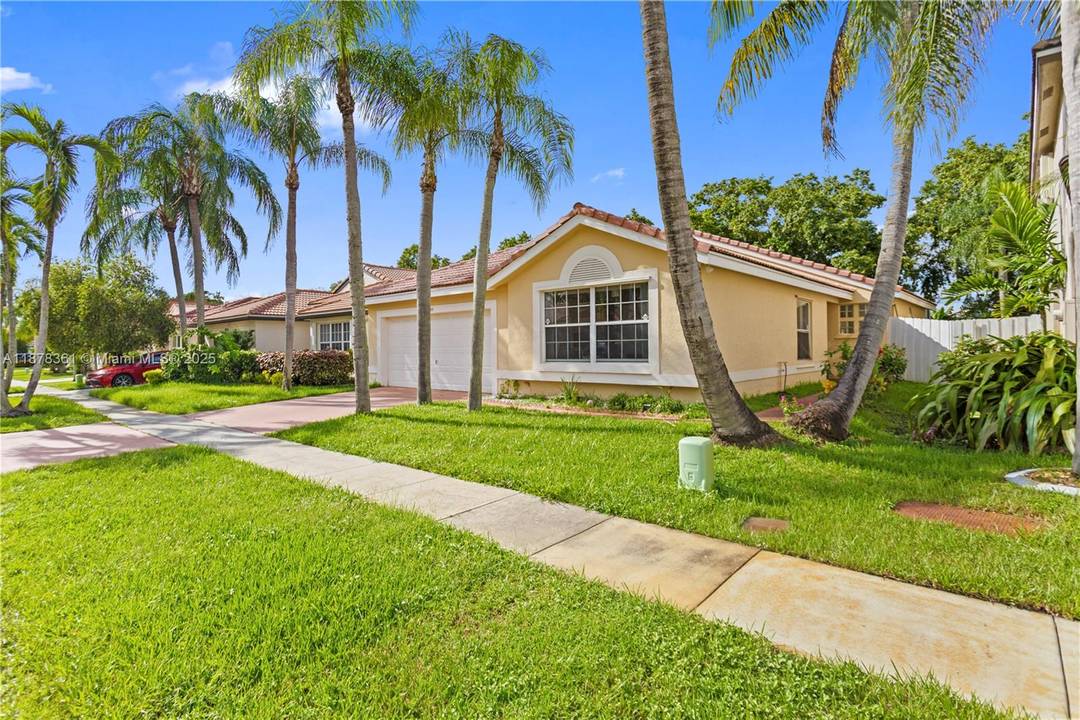 LOOK NO MORE ! ! ! This home is perfect and well maintained for a new family.