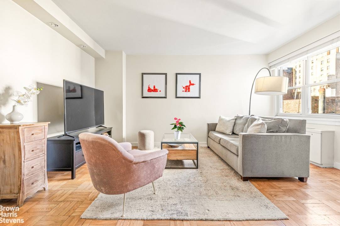 Chic Village Studio with Inspired Renovation.