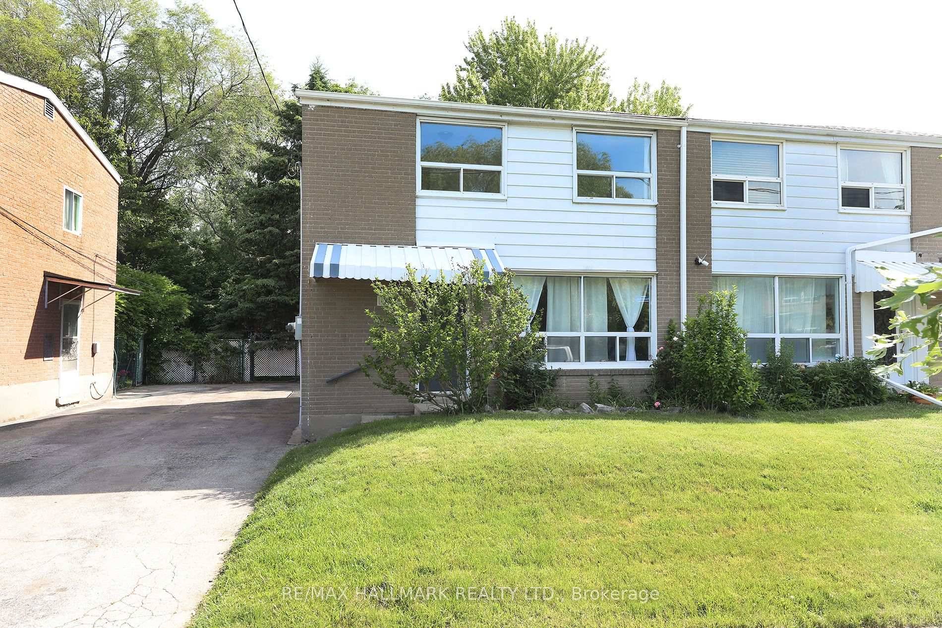 A touch of country in the city, this prime Ionview property has a gorgeous backyard, backing onto Eglinton Ravine Park.