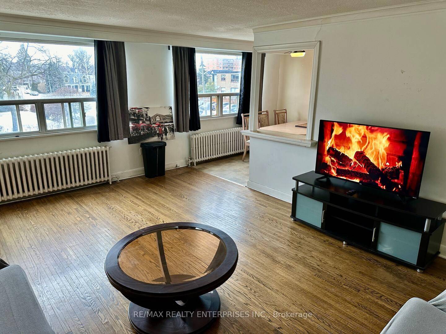 Furnished 2 bedroom Apartment in Port Credit, 2nd level of a store apartment building approx.