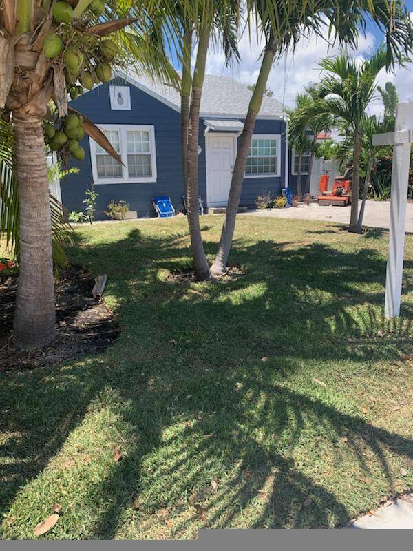A MUST SEE ! ! Up and running Air B N B with earning average of 60K a year, makes this Mid Century property a diamond in the rough !