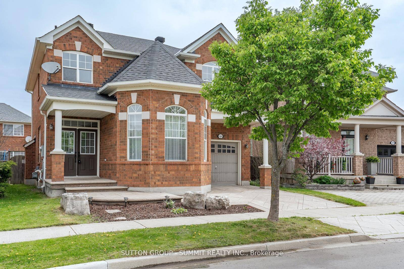 Gorgeous All Brick Home on a very quiet Family Friendly Street !