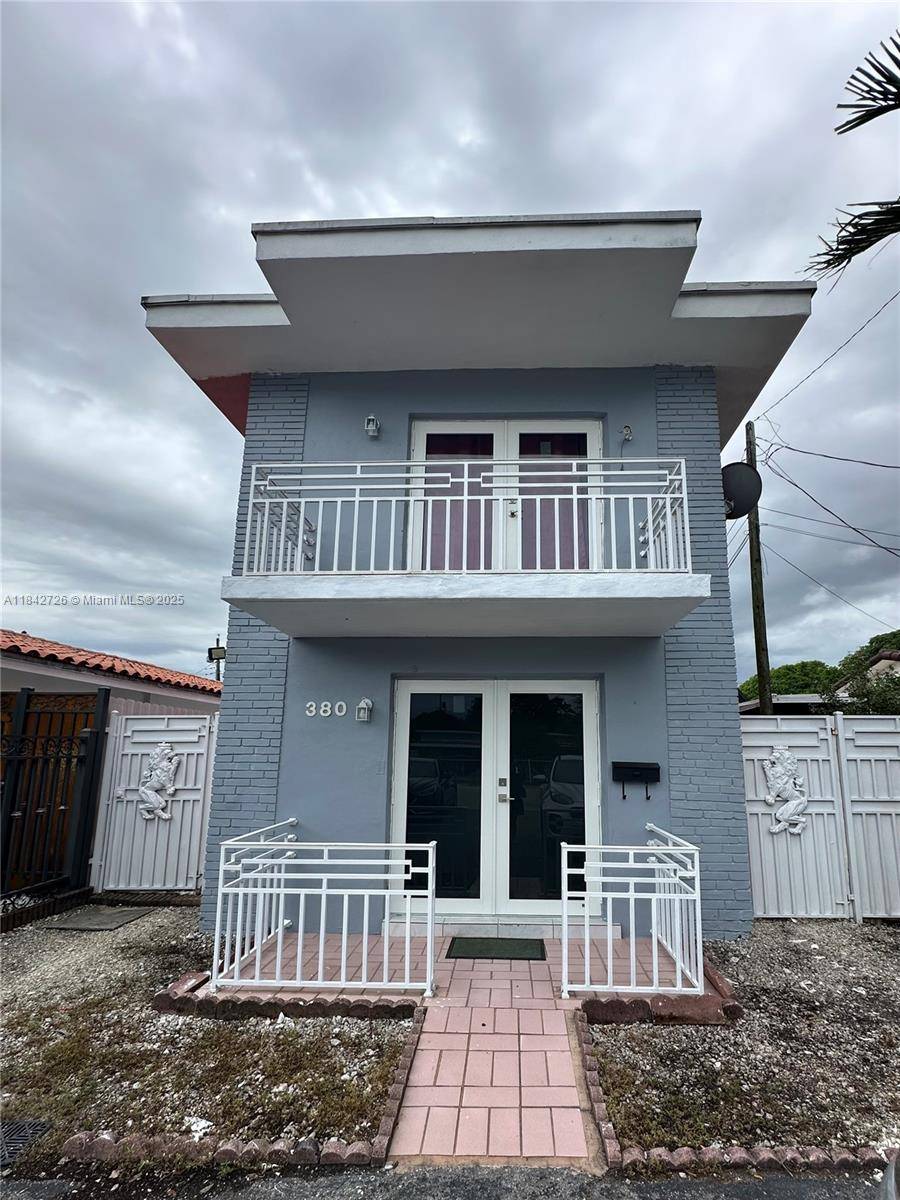Beautiful 3 bedroom, 2. 5 bathroom home offering 1, 890 sq ft of living space.