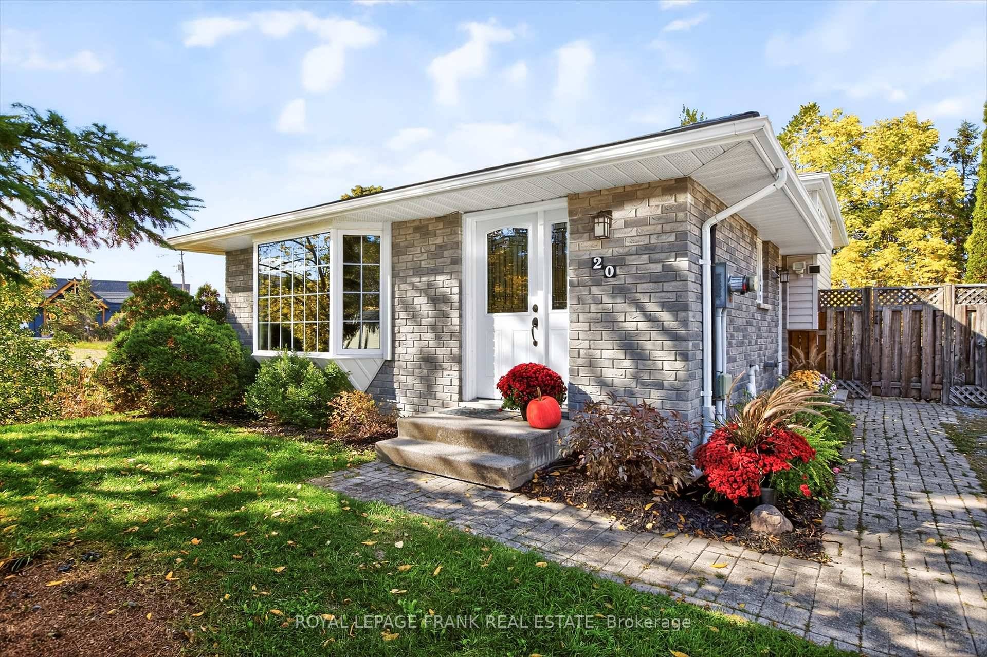 Located in the heart of the quaint Village of Lakefield, this charming 3 bedroom, 4 level backsplit offers the perfect blend of small town living, comfort, and space.