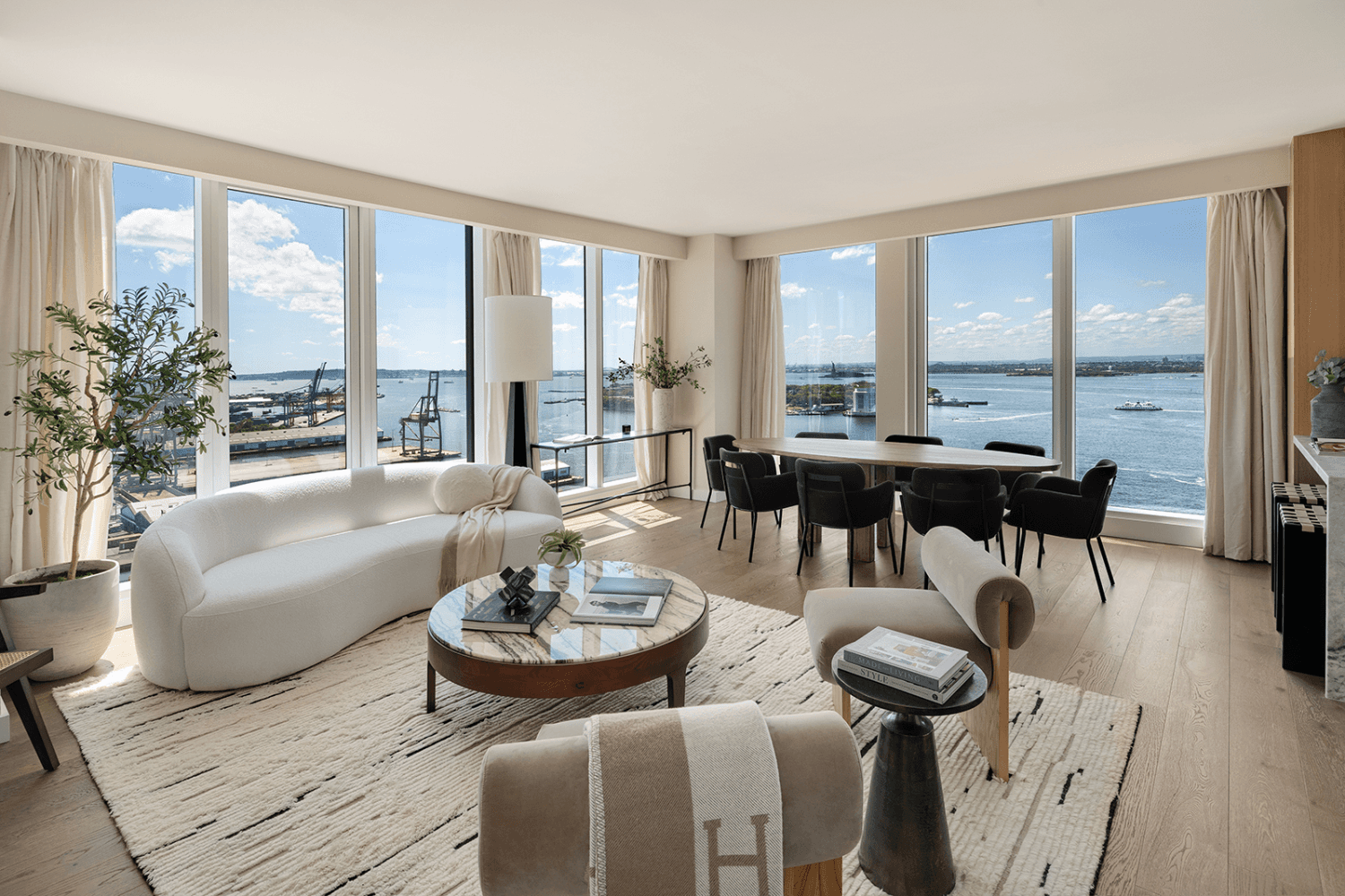 LUXURY WATERFRONT LIVING IN BROOKLYN HEIGHTS.