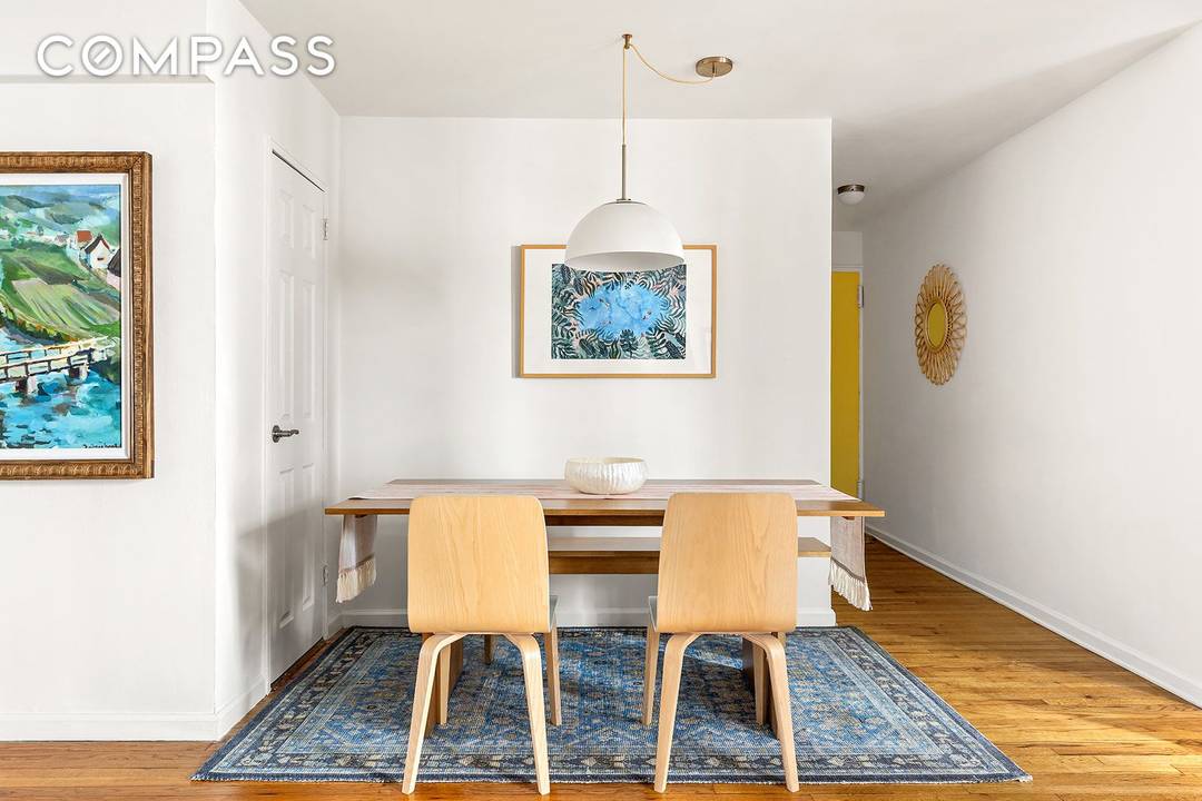 Spacious extra large one bedroom on a beautiful tree lined Upper East Side block.