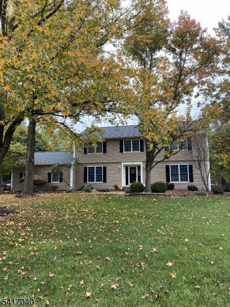 PRICE REDUCTION 4 13 ! ! SELLER TO INSTALL NEW POOL LINER 5 9 !