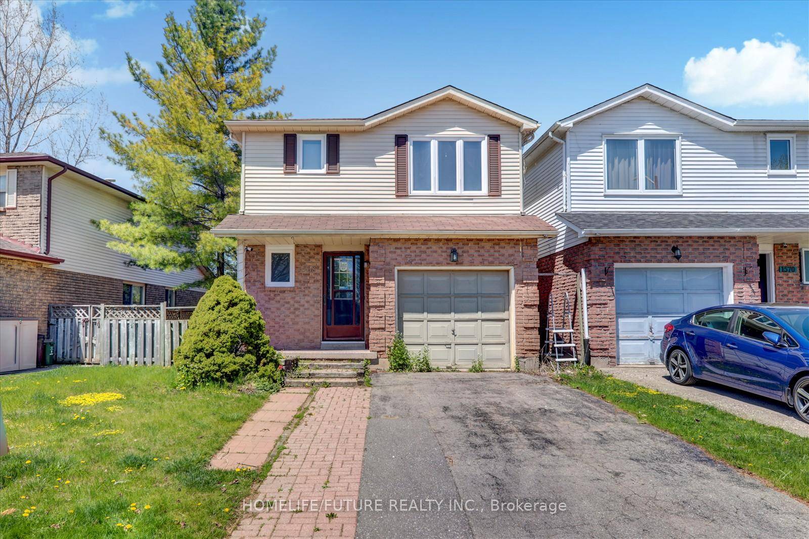 Great Location Just Walking Distance Near UOIT.