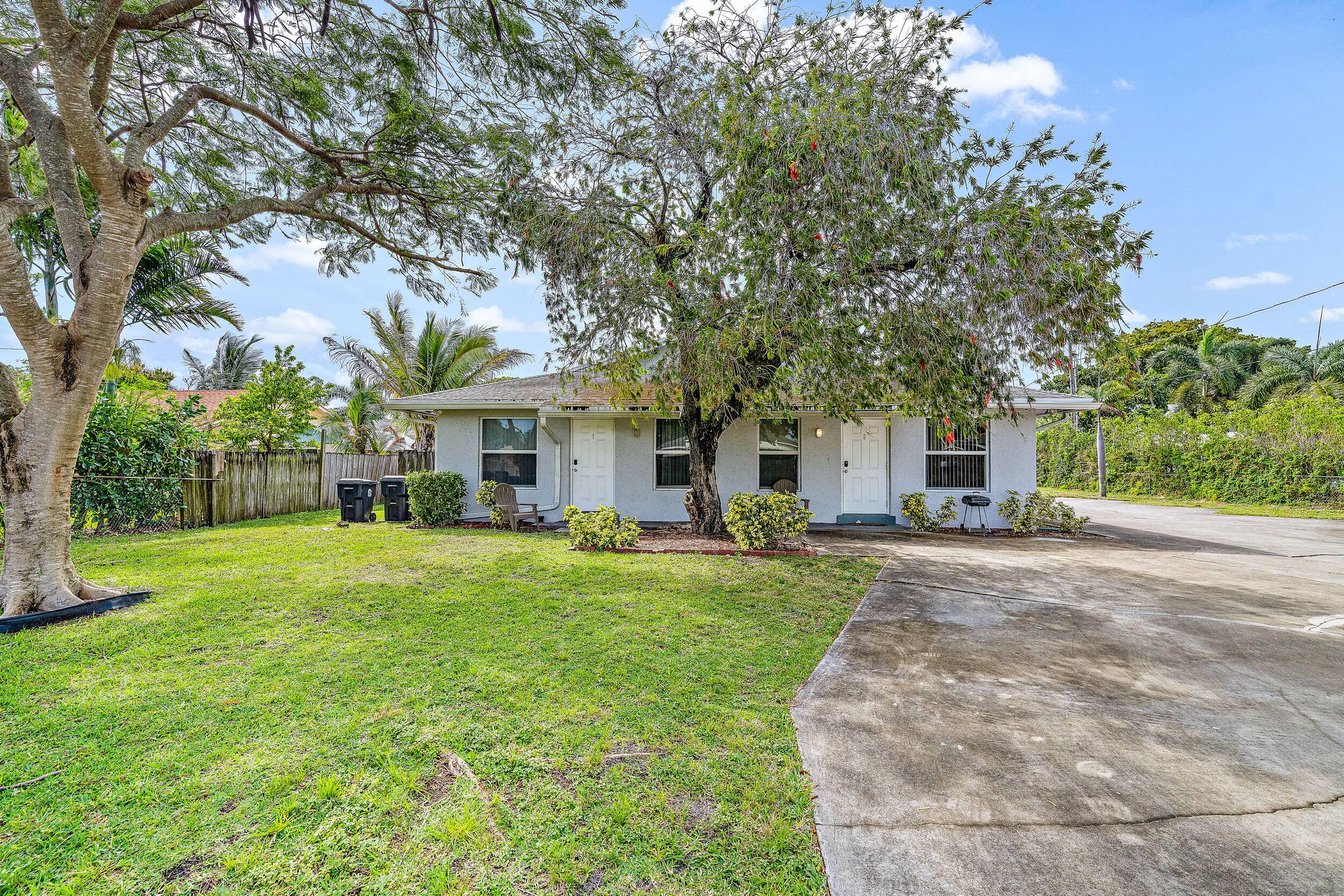SELLER IS MOTIVATED and ready to contribute to buyer rate buydown and renovation costs !