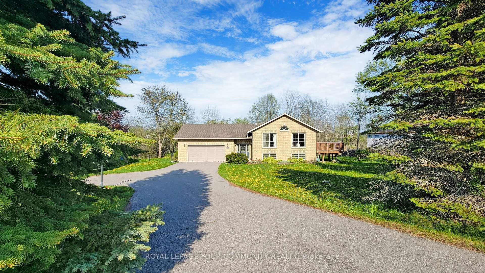 Bright amp ; Spacious Detached 1 2 Acre property in Bailieboro, Large Foyer with Access To 2 Car Garage, lovely 3 Good size bedrooms amp ; open concept kitchen with ...