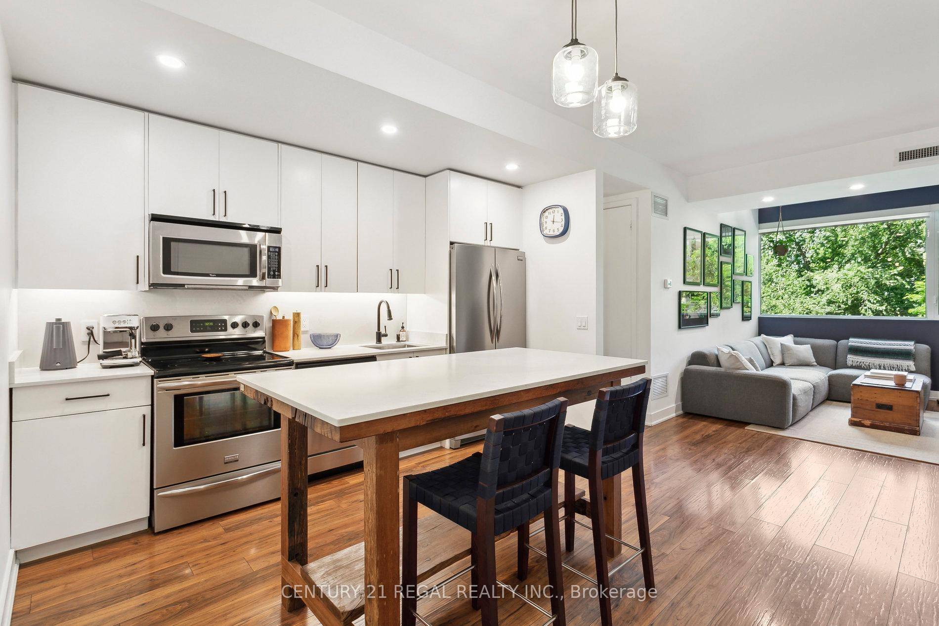 Welcome to this end corner unit in the sought after Roncesvalles Lofts, a boutique building with only 56 units.