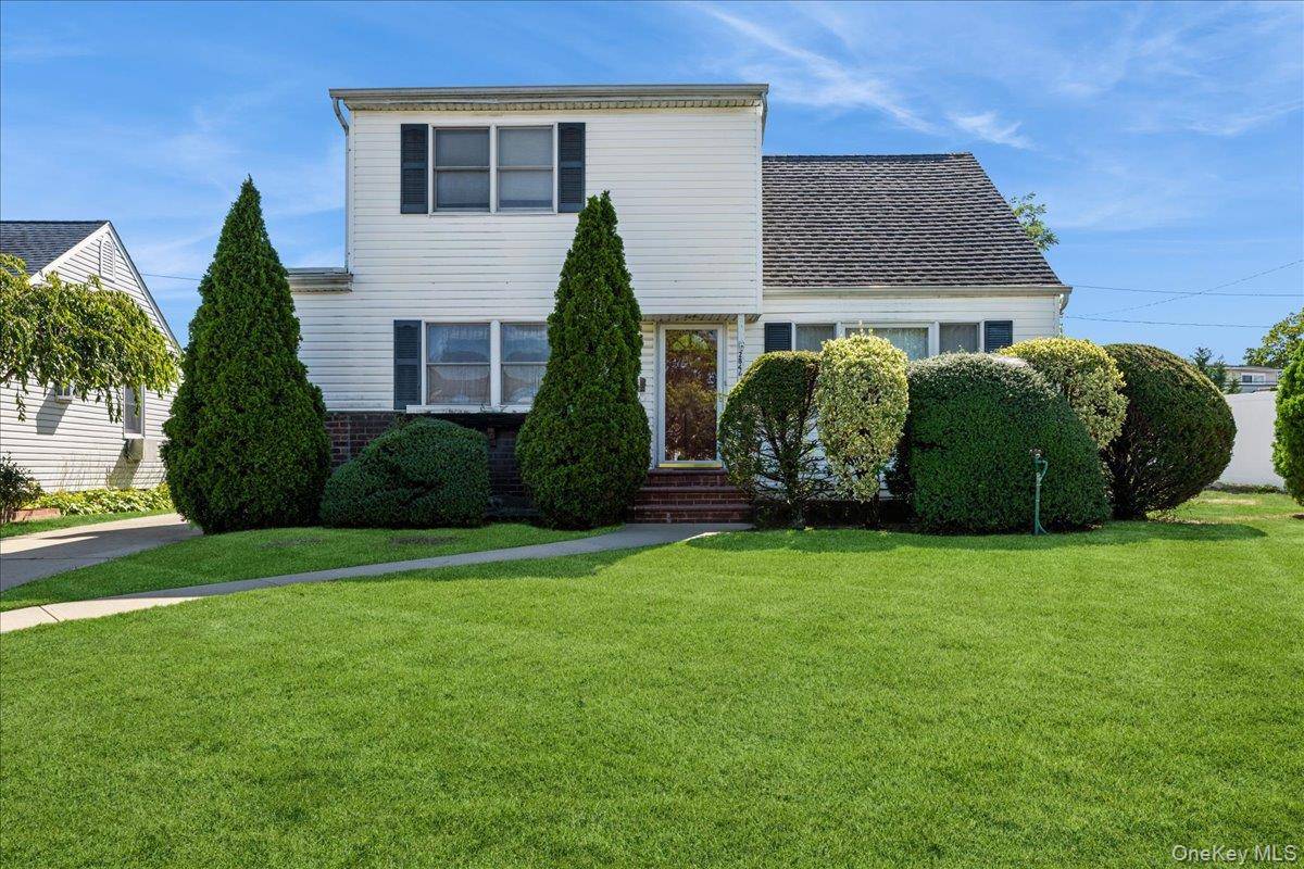 IF YOU ARE LOOKING FOR THE PERFECT MATCH BUT AREN'T READY FOR THE ALTER.