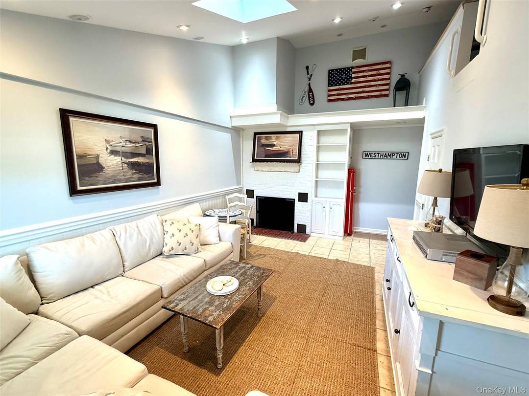 Discover this beautifully renovated waterfront co op in the exclusive, private section building of The Ocean Resort at Bath amp ; Tennis, the only full service resort marina in Westhampton ...