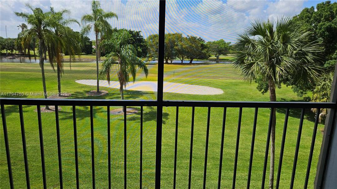Beautifully renovated with panoramic views of the golf course and lake !