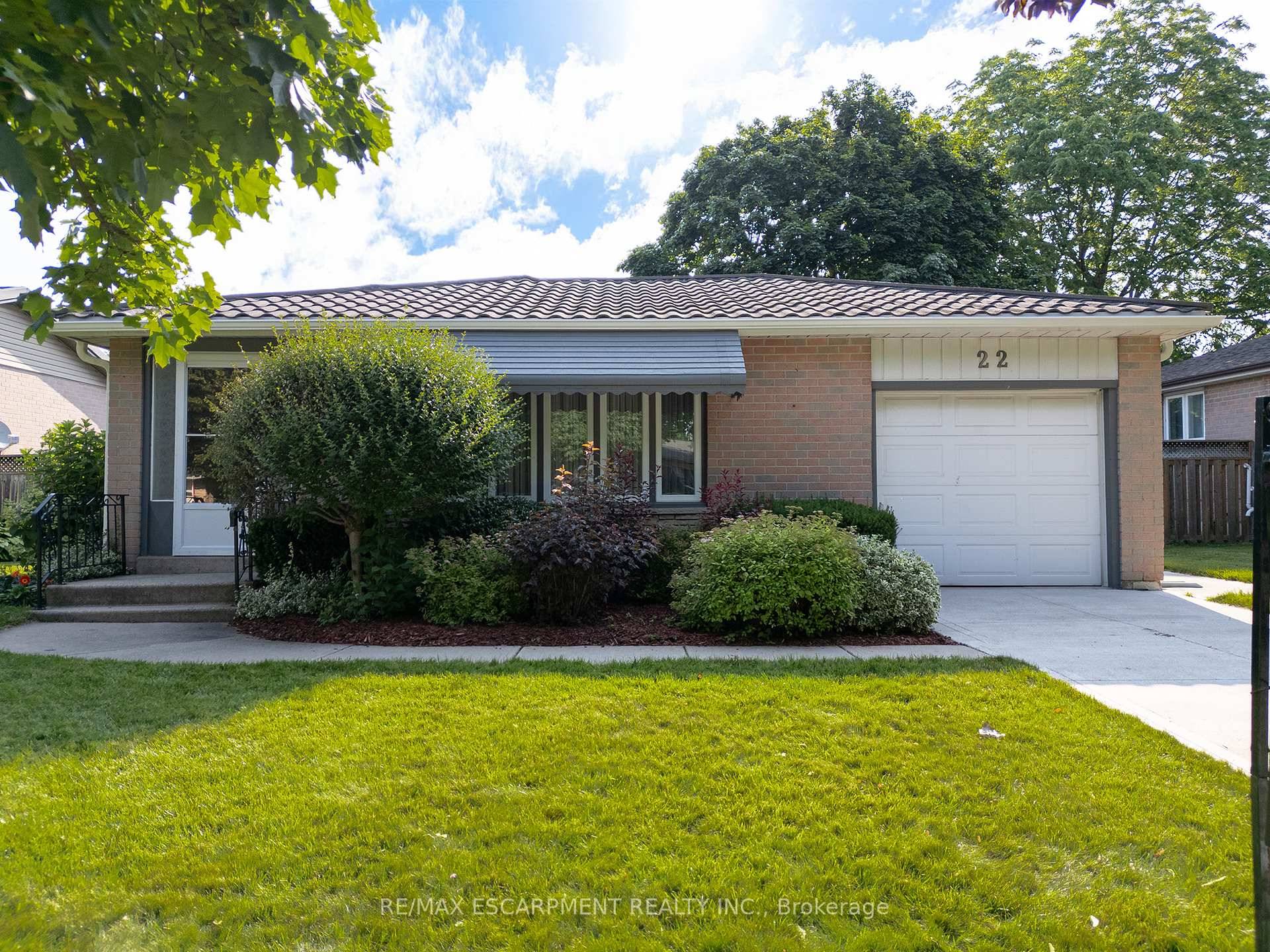 Welcome to 22 Sprucehill Drive in Brantford a beautifully maintained three level backsplit that has been lovingly cared for by the same owners for nearly 50 years.