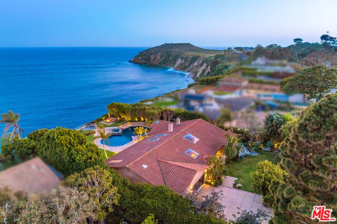 29020 Cliffside Dr 4.0 Malibu LA