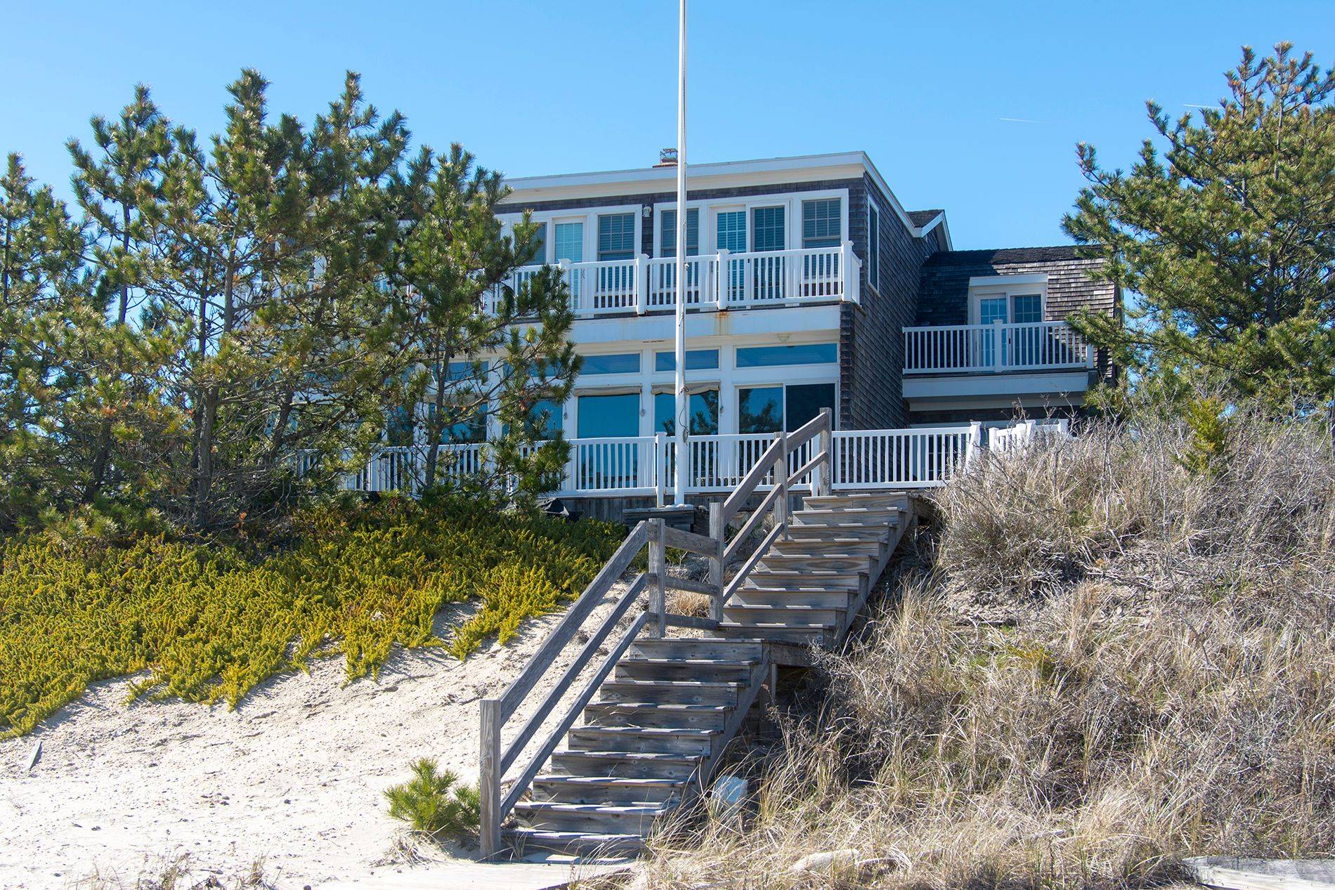 Westhampton Beach Impressive Oceanfront