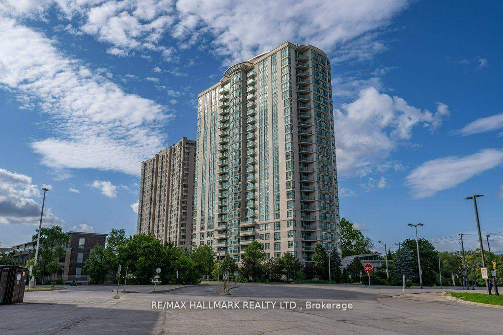 Beautiful amp ; Well Maintained 1 Bedroom Unit W Parking amp ; Locker Built By Tridel !