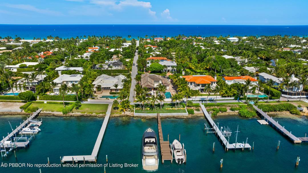 Brand new construction on North Lake Way built by Wildes Builders and LaBerge and Menard Architect's.