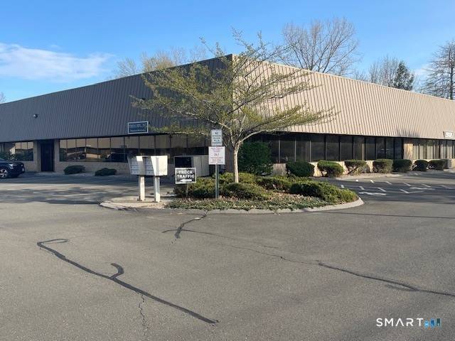 Two condo units 206 208 being sold together, located in Commerce Park, an industrial park in located with convenient access to I15, I91, Route 5 and Route 68.