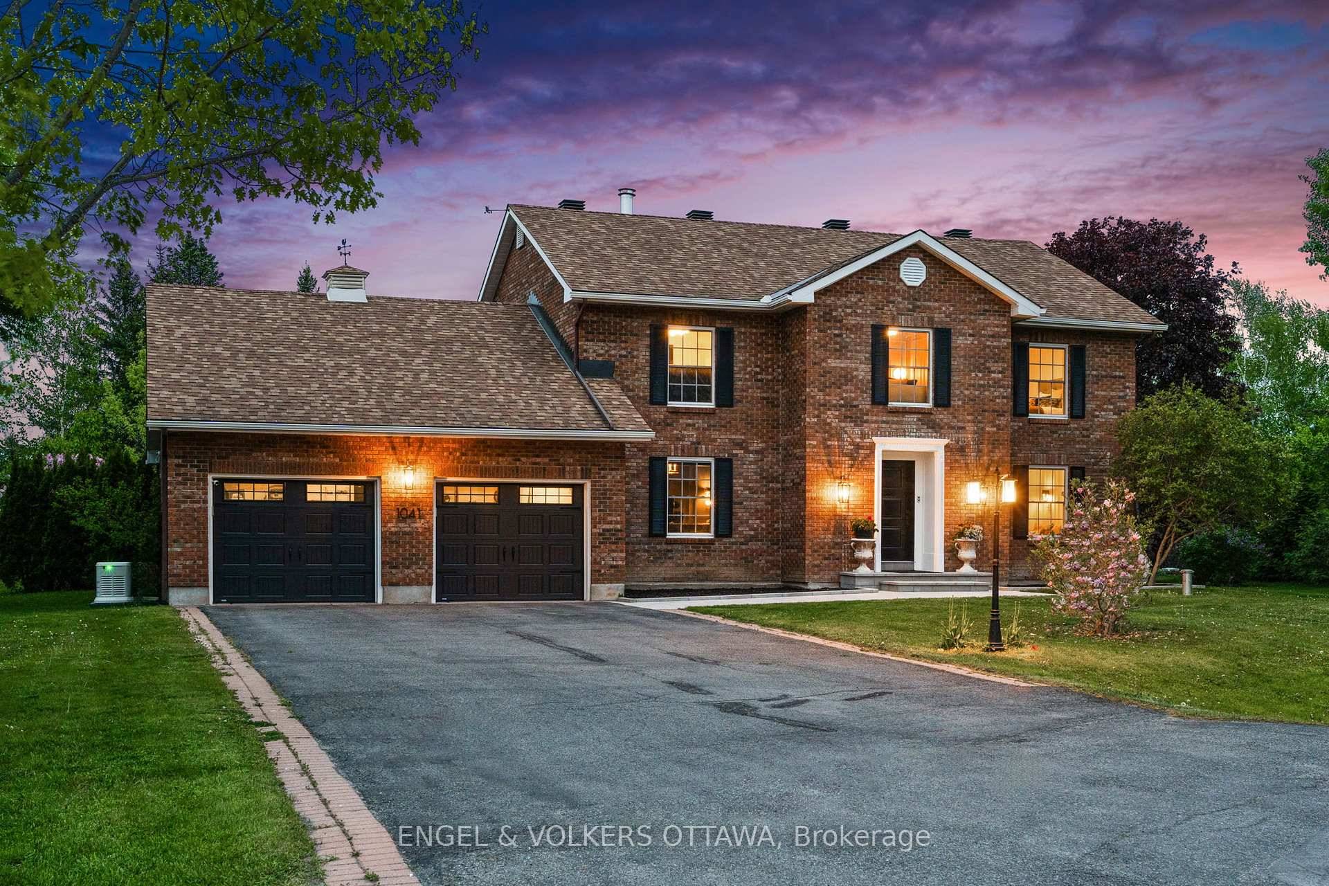 Nestled in a serene neighbourhood lies a fully renovated colonial style home.