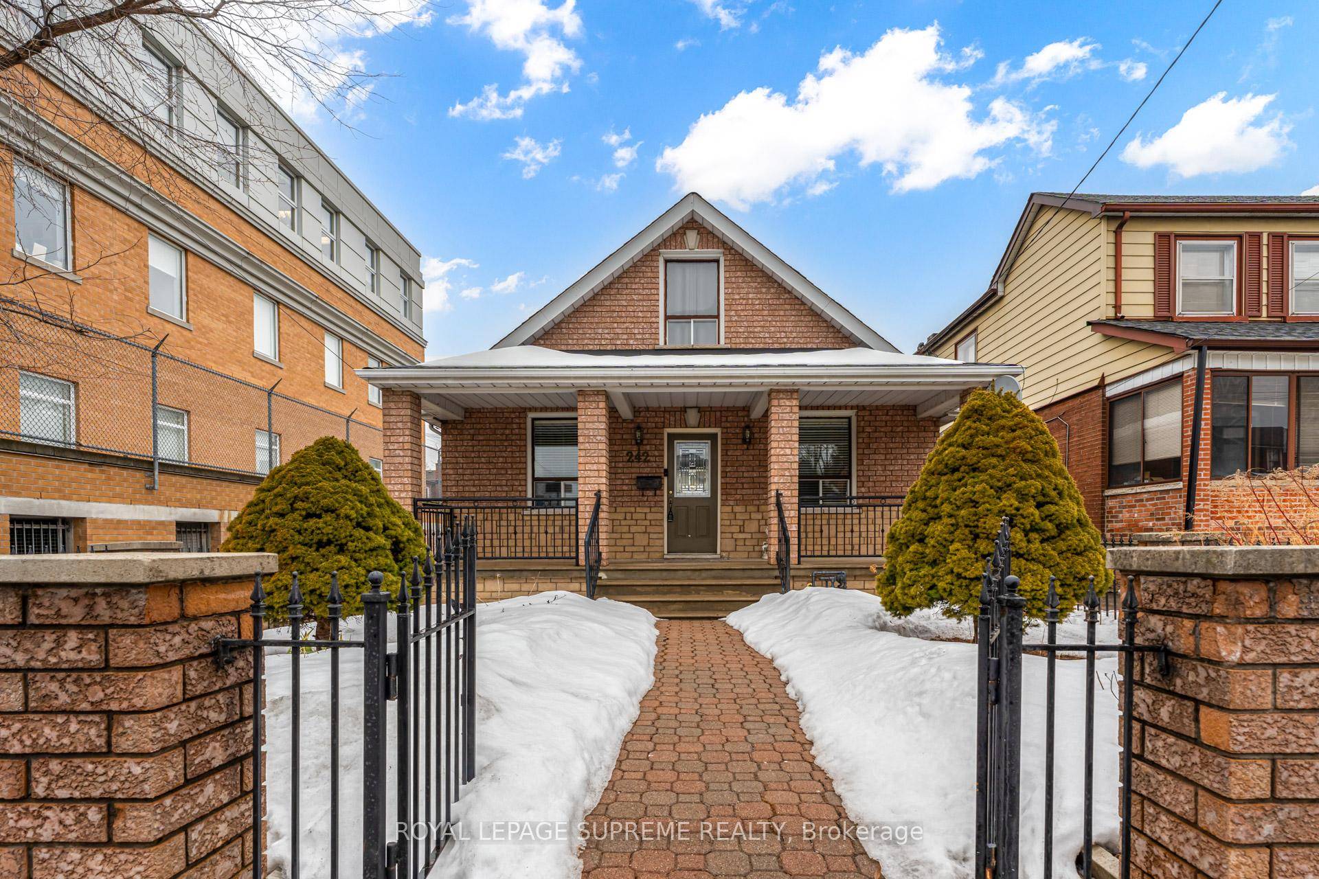 Spacious Two Bedroom Unit at Keele amp ; Rogers available furnished or unfurnished and with utilities included in the rent !