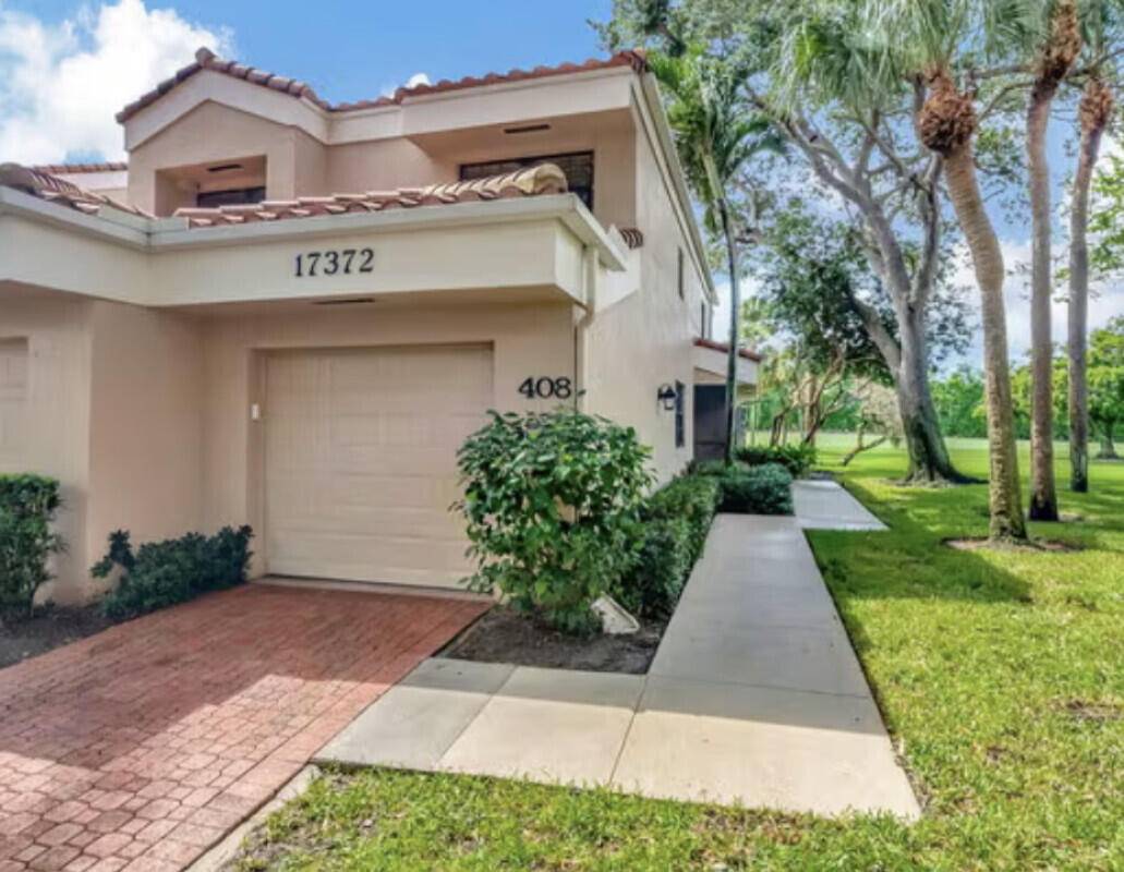 Golf Front Modern Condo for Rent Experience luxury living in this upgraded modern condo with stunning golf course views !