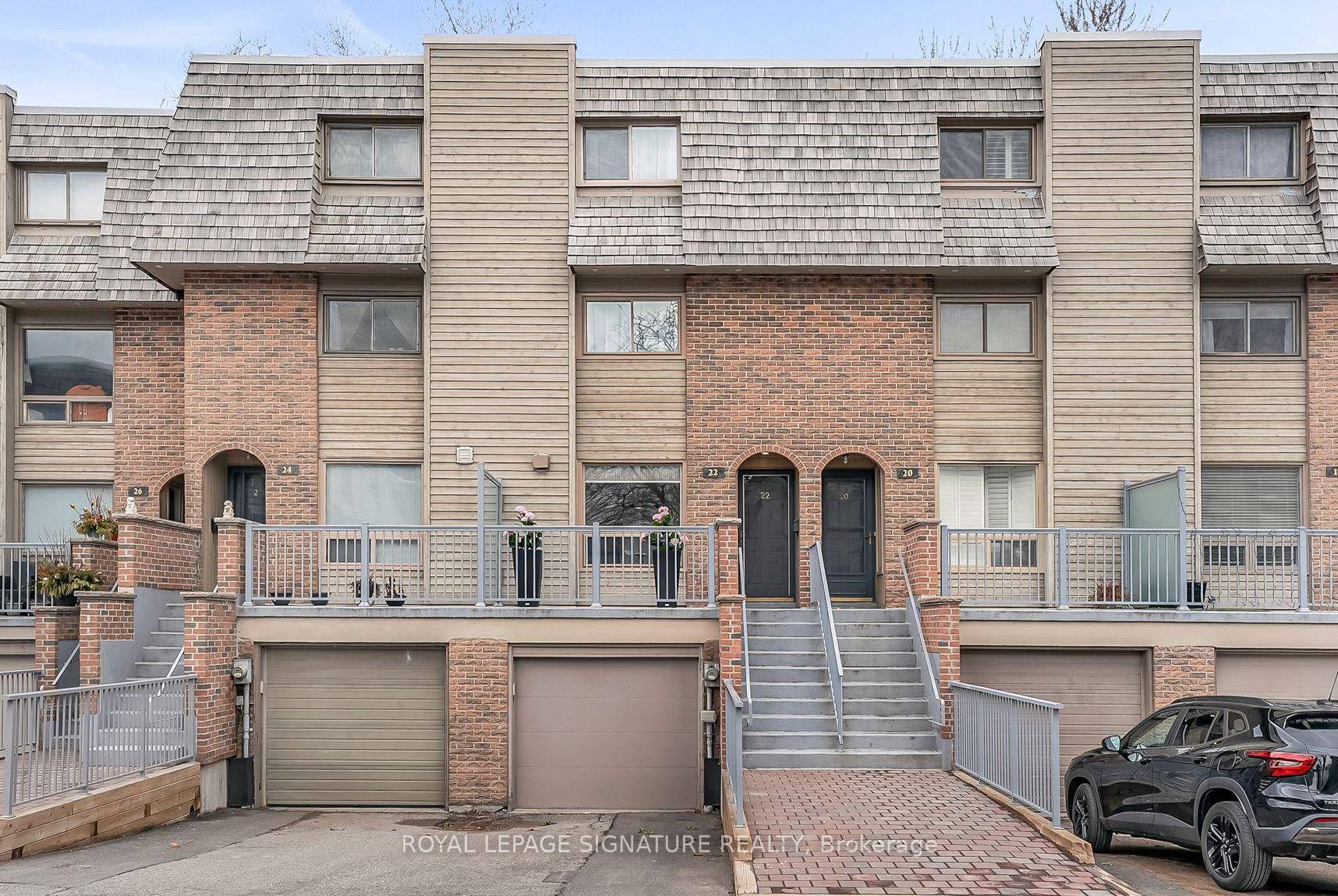 Welcome to this rarely offered, beautifully renovated 3 bedroom, 4 bathroom townhouse in the sought after Banbury Don Mills neighbourhood of North York.