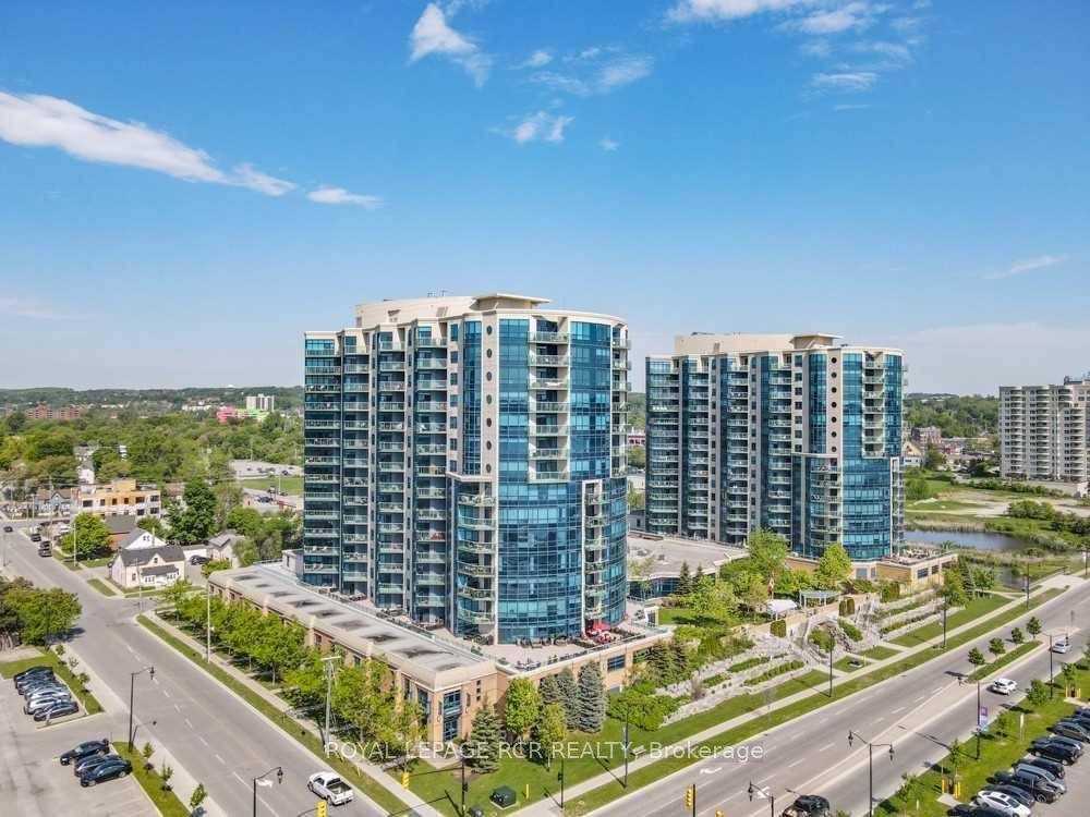 Welcome to Nautica, Barrie's luxurious waterfront condominium community.