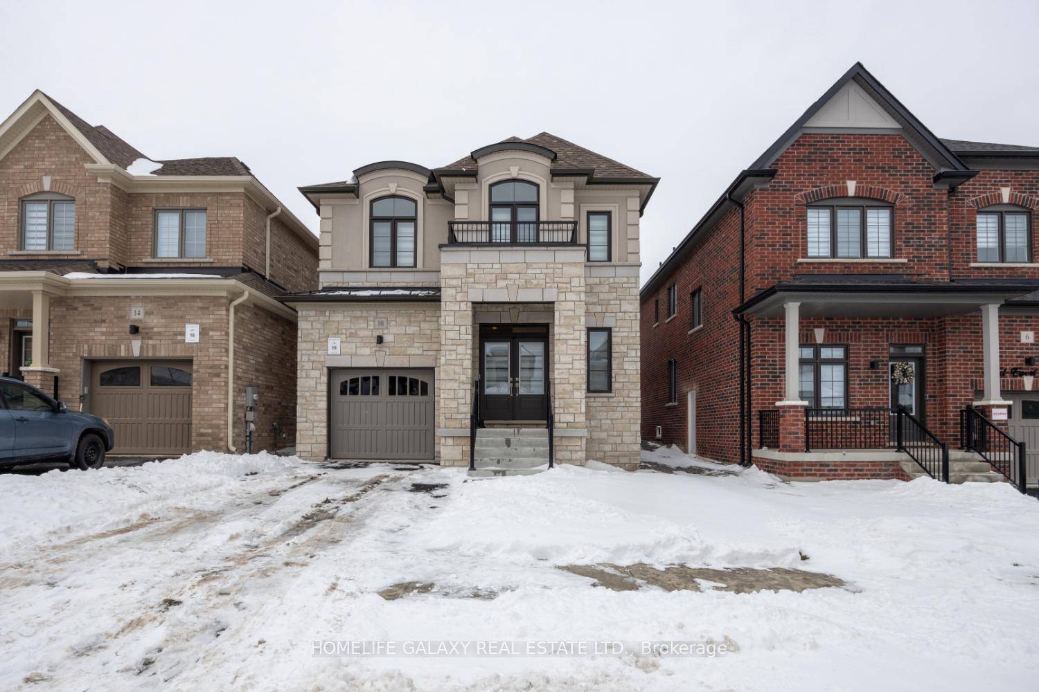 Welcome to this stunning Langwell 4 Elevation C model by Treasure Hill, nestled in the highly sought after Belmont Development.