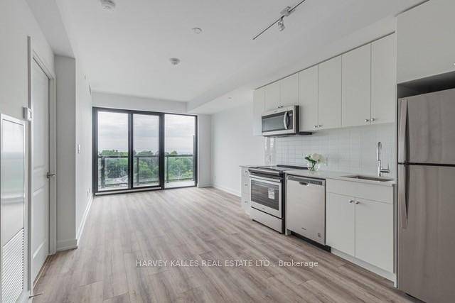 Welcome to the Bluffs. Get excited to live in this wonderful mid size newer sleek and bright 2 bed and 2 bath condo beautifully built amp ; completed in 2021 ...