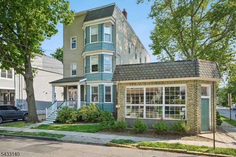 Excellent investment opportunity or ideal owner occupied property with income potential !